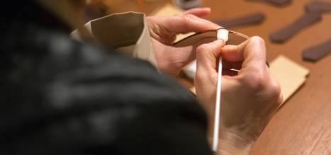 CAP Maroquinerie formation en alternance métier du luxe | Métiers, emplois et formations dans la filière cuir | Scoop.it
