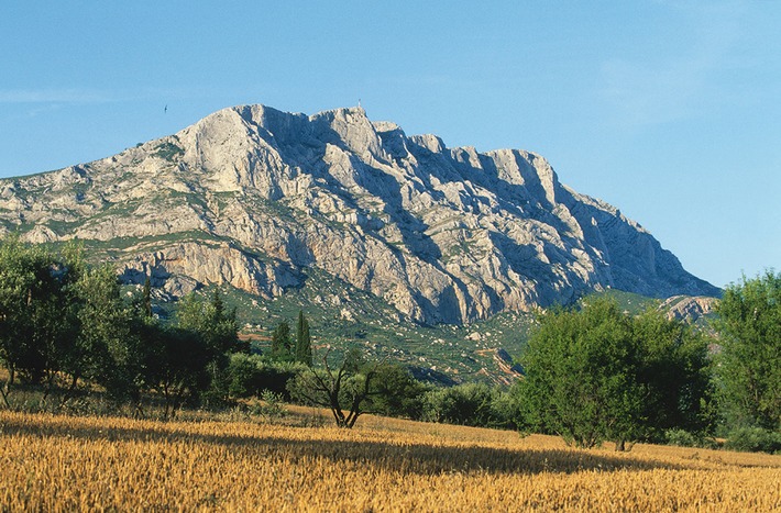 Sainte-Victoire : à l'assaut de la dame blanche | Ma douce France | Scoop.it