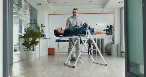 Center of Gravity: Understanding Body Balance | Call: 915-850-0900 or 915-412-6677 | Posture Insights | Scoop.it