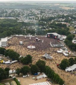 [Économie] Les festivals, super-héros pour les villes? Les têtes d’affiche des festivals boostent la fréquentation. | Une semaine d'actu - Newsletter de veille de l'AURH | Scoop.it