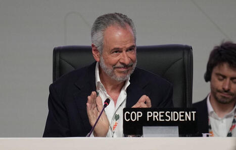 COP30&nbsp;: Un accord a minima sign&eacute; et sans plan de sortie des &eacute;nergies fossiles | &ldquo;C&rsquo;est le moment de r&eacute;unir les intelligences&rdquo; Laurence Tubiana | Scoop.it