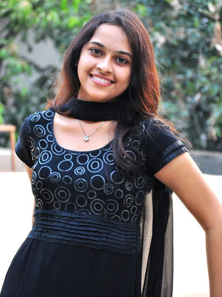 Sri Divya homely girl in black Anarkali salwar suit in Andhra Pradesh | Fashionable Divas Online - Indian & Western Fashion Collection | Indian Fashion Updates | Scoop.it