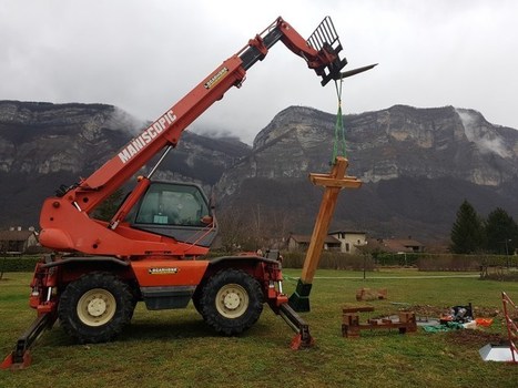 Une tour à hirondelles à Crolles pour "compenser" la destruction de leur habitat naturel à Saint-Hilaire-du-Touvet | Les oiseaux au gré du vent | Scoop.it