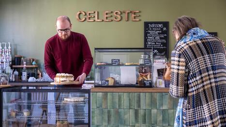 "J&rsquo;ai &eacute;t&eacute; d&eacute;valis&eacute; ce midi" : les coffee shops, ces caf&eacute;s d&rsquo;un nouveau genre qui fleurissent un peu partout en ville | revue de presse | Scoop.it