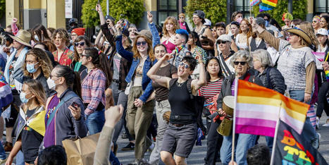 Party and protest mix as LGBTQ+ pride parades kick off from New York to San Francisco | LGBTQ+ Destinations | Scoop.it