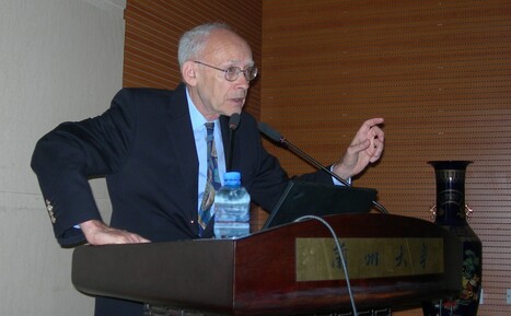 Professeur Henri B. Kagan, Prix Nobel de chimie 2026 | Life Sciences Universit&eacute; Paris-Saclay | Scoop.it