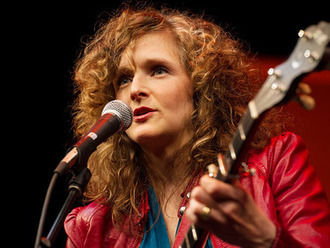 Abigail Washburn: Building US-China relations ... by banjo | Video on TED.com | Learning, Teaching & Leading Today | Scoop.it