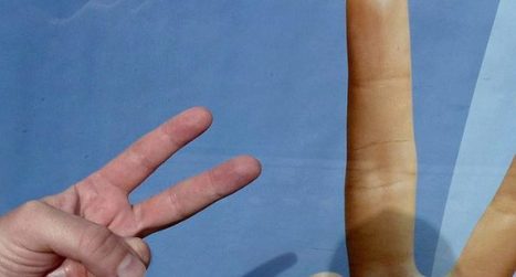 R&eacute;seaux sociaux : ne faites plus le signe &laquo;&nbsp;V&nbsp;&raquo; sur les photos | FUTURE OF WORK | Scoop.it