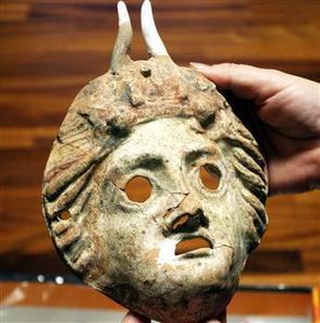 Graeco-Roman masks shed light on cultural past | Science News | Scoop.it