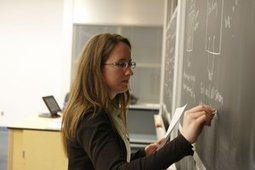 Junta de Andalucía y Parlamento firman un acuerdo para formación de empleados de la Cámara | Evaluación de Políticas Públicas - Actualidad y noticias | Scoop.it