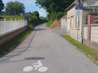 À peine ouverte, déjà fermée : près de Dieppe, la voie verte jugée trop dangereuse pour les vélos | Veille territoriale AURH | Scoop.it