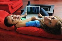 Des clients plus jeunes sur le web qu’en agences | Suivi de la demande et des marchés du tourisme | Scoop.it
