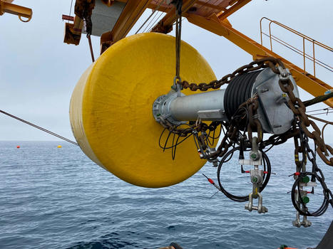 Eolien flottant: un ancrage hybride testé avec une bouée en Méditerranée | GeM - Institut de Recherche en Génie civil et Mécanique | Scoop.it