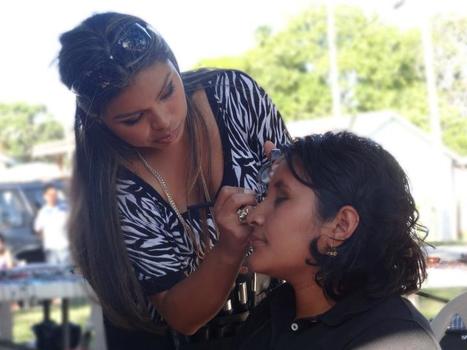 Vanessa Awe doing makeup at the Women in Art Fair | Cayo Scoop!  The Ecology of Cayo Culture | Scoop.it