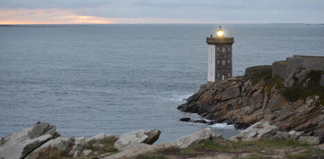 Baisse de leur fonds de soutien : Le monde des radios associatives s'alarme | Journal régional de 8h | RCF Bretagne | PLF2026 : Cataclysme budgétaire pour les radios associatives | Scoop.it