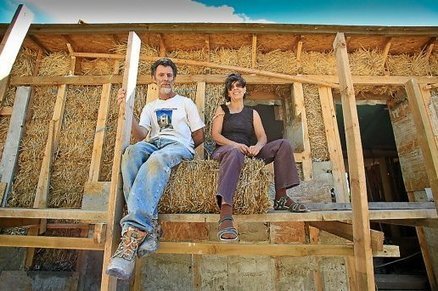 Construire une maison en paille est à la portée de tout un chacun - Los Masos (66) | Build Green, pour un habitat écologique | Scoop.it