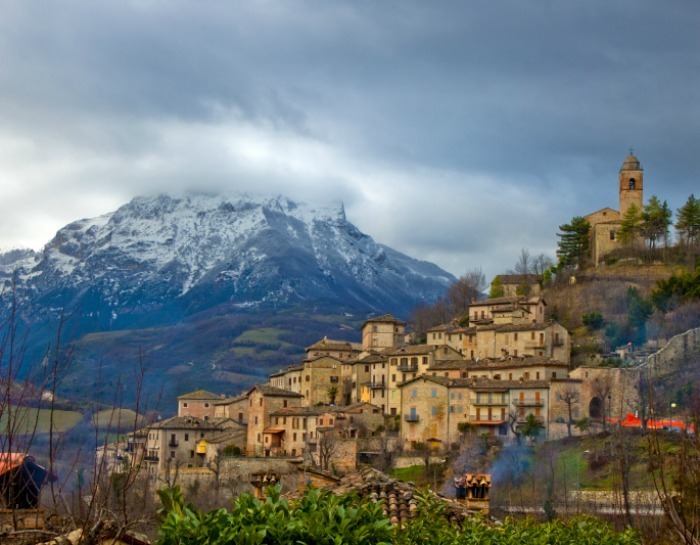 Storia di Montefortino (Mons Fortunis) Good T...