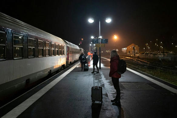 Le train de nuit Paris-Aurillac connaît de nombreux déboires, notamment par manque de locomotives thermiques