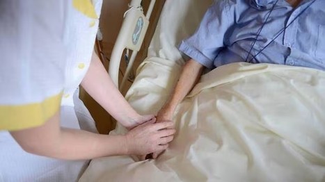 Projet de loi « fin de vie » : en France, des soignants inquiets qui refusent d’être impliqués | Dépendance et fin de vie | Scoop.it