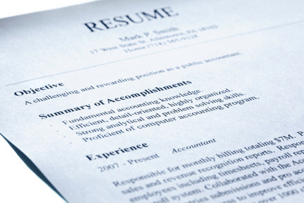 How to Write a Resume for the $80K+ Professional | Manilla Blog | Effective Resumes | Scoop.it