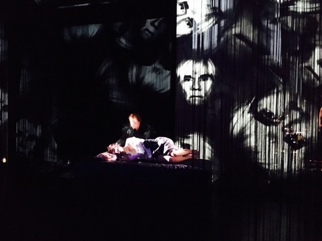 "Chambre Noire": un éclair de génie théâtral sur fond d'obscurité - Toutelaculture | Revue de presse théâtre | Scoop.it