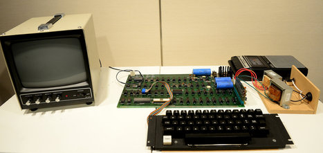 Vintage Apple-1 Sells for Record $671,400 | Communications Major | Scoop.it