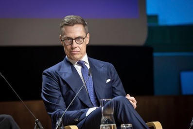 Alexander Stubbilla yll&auml;tt&auml;v&auml; kokous | 1Uutiset - Lukemisen t&auml;hden | Scoop.it