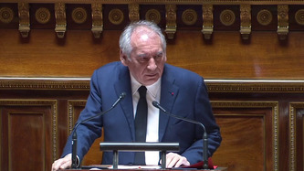 François Bayrou tente de rassurer le Sénat avant la publication du décret sur la programmation de l'énergie  | Politiques publiques et société | Scoop.it