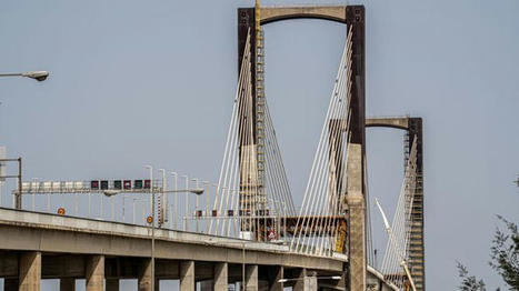 El puente del Centenario de Sevilla: 120 millones y solo un 25% de obra hecha | Sevilla Capital Económica | Scoop.it