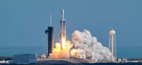 Le Falcon Heavy de retour sur un pas de tir en travaux | AERONAUTIQUE NEWS - AEROSPACE POINTOFVIEW - AVIONS - AIRCRAFT | Scoop.it