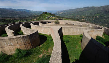 Italo Lanfredini: "Arianna Labyrinth" | Art Installations, Sculpture, Contemporary Art | Scoop.it