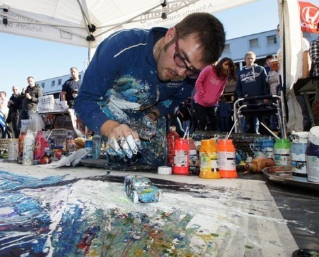 English Artist Paints Using Remote-Controlled Toy Cars | Strange days indeed... | Scoop.it