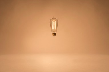 Adiós a las bombillas halógenas: un cambio que espera ahorrar la energía equivalente al consumo anual de 11 millones de hogares | tecno4 | Scoop.it