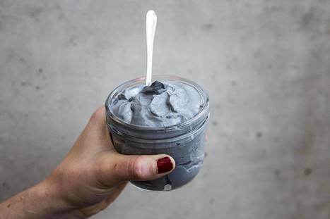 Smoothiebaari myi hiilishotteja, ja asiantuntijat huolestuivat – Hiiltä sisältävät ruoat ja juomat voivat heikentää ehkäisypillerien tehoa - Hyvinvointi | HS.fi | 1Uutiset - Lukemisen tähden | Scoop.it