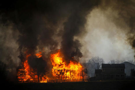 US Southwest Wildfires Update: Hundreds of Residents Evacuate in New Mexico and Las Vegas as Flames Continue to Grow - Nature World News | Operation Deimos | Scoop.it