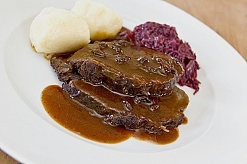 Sauerbraten mit Rotkohl und Kartoffelklößen | #EatingCulture #EasyCooking #Germany | Hobby, LifeStyle and much more... (multilingual: EN, FR, DE) | Scoop.it