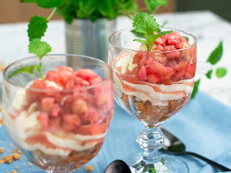 Enkel rabarberdessert i glas | K&ouml;ket.se | 1Uutiset - Lukemisen t&auml;hden | Scoop.it