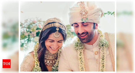 Did you know Ranbir Kapoor and Alia Bhatt were supposed to make their Bollywood debut together in THIS Sanjay Leela Bhansali film? | Hindi Movie News - Times of India | Latest BOLLYWOOD movie news reviews | Scoop.it