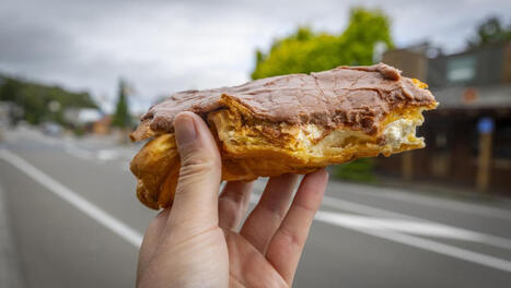 Kiwi Kai Stops: Giant eclairs, cream horns and meatballs worth making a pitstop for | Trans Tasman Migration | Scoop.it