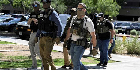 MAGA panicking that Trump dumped immigration promise - Raw Story | Backstabber Watch | Scoop.it