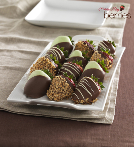 Gourmet Chocolate-Dipped Strawberries Fannie May | Candy Buffet Weddings, Favors, Events, Food Station Buffets and Tea Parties | Scoop.it