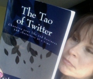 “The Tao of Twitter”:  Should be titled, “The Grow of Twitter” | Voices in the Feminine - Digital Delights | Scoop.it
