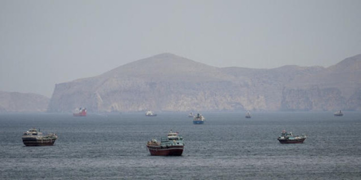 Iran Fires on Three Ships, Escorting Two to Its Coast | Political Report | Scoop.it