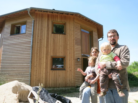 [témoignage] Vivre dans une maison ronde bois et paille à SAULCES-MONCLIN (08) | Build Green, pour un habitat écologique | Scoop.it