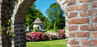 Côte d'Albâtre. Visite guidée à travers le patrimoine : quels liens y a-t-il entre cette commune cauchoise et le pape ? | Une semaine d'actu - Newsletter de veille de l'AURH | Scoop.it