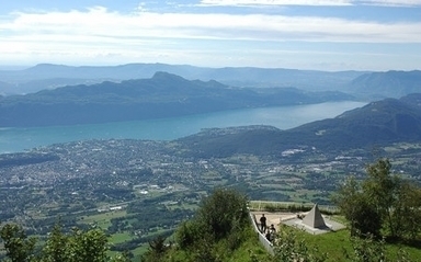 Ventes estivales : Savoie Mont-Blanc veut "mettre la mer à la montagne" | Enjeux du Tourisme de Montagne | Scoop.it