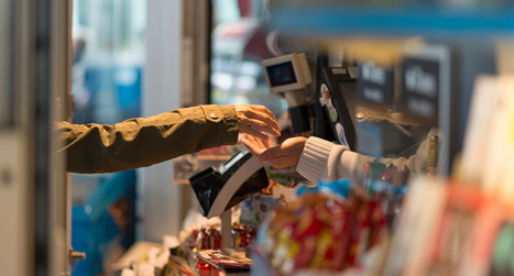 From Copyleft to Copyfarleft: The need for a Commons-Based Reciprocity License | Peer2Politics | Scoop.it