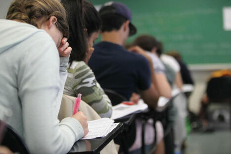 Por que tantos alunos abandonam cursos de formação de professores? | Inovação Educacional | Scoop.it