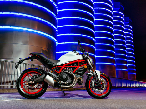 Ducati Created An Entire Category Of Motorcycle With The Monster, And They Just Keep on Perfecting It | Ductalk: What's Up In The World Of Ducati | Scoop.it