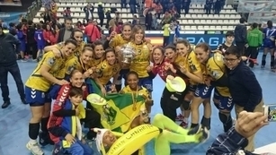 El Rocasa Gran Canaria hace historia al conquistar su primera Copa de la Reina | Balonfemme | Scoop.it
